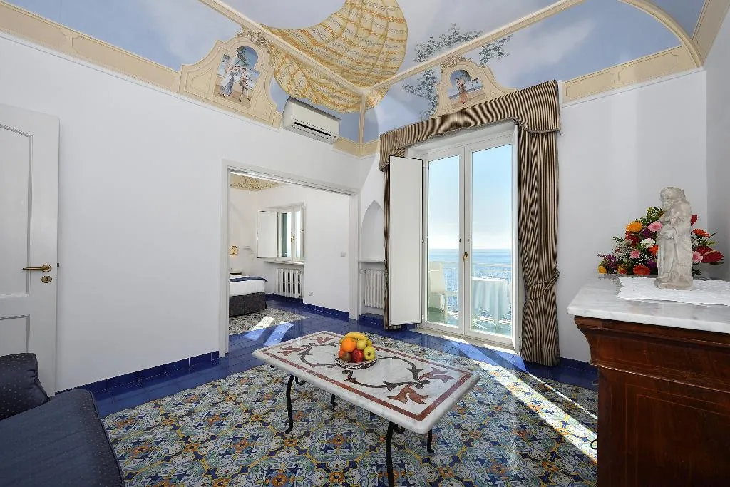 SUITE WITH TERRACE Room, Luna Convento, Naples
