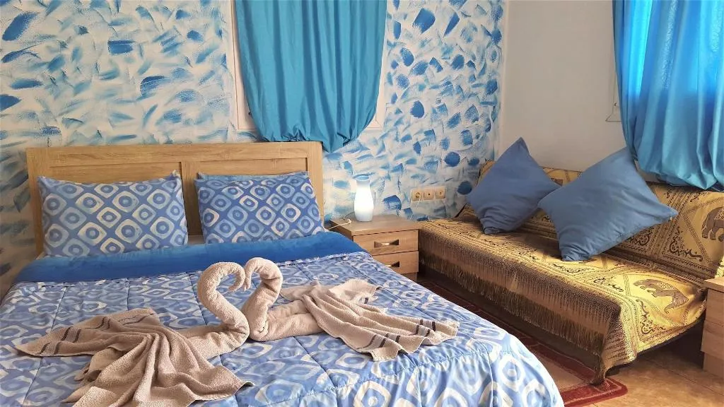 Room, Pleasure Beachside Studios, Santorini