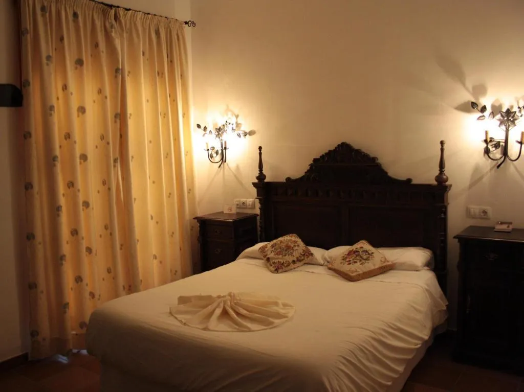 Double or Twin STANDARD Room, Hacienda Olontigi, Andalucia