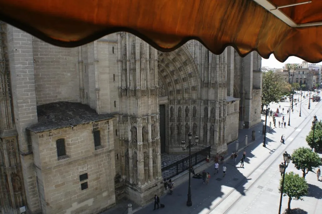 General view, Catedral Boutique, Seville