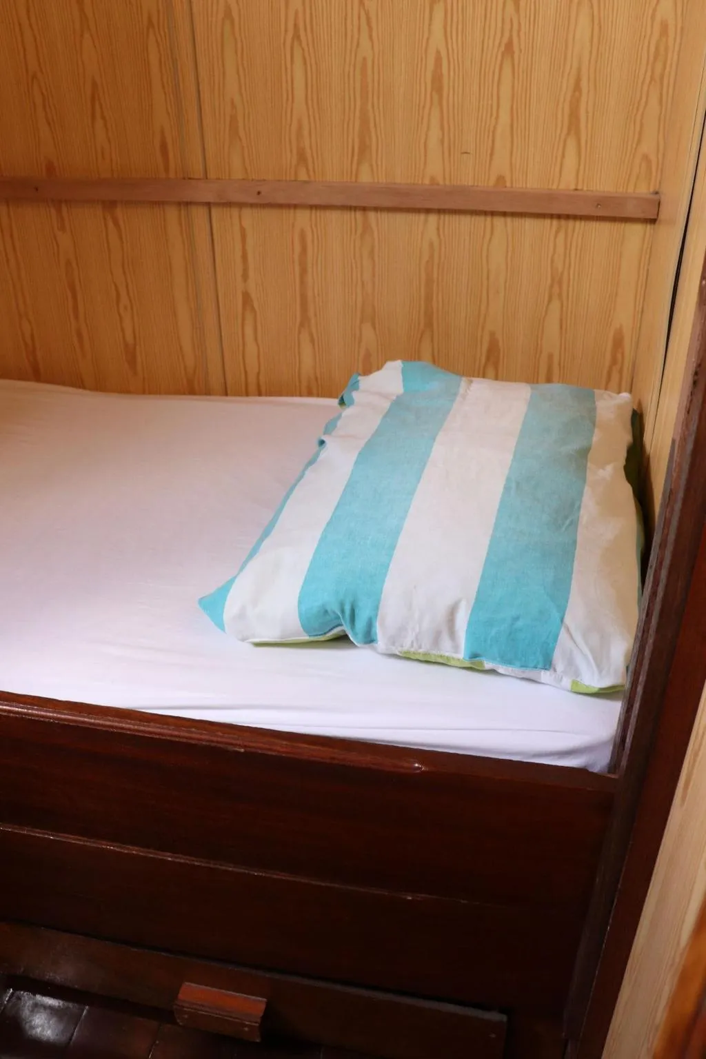 Room, Intersail Hostel Amsterdam, Amsterdam