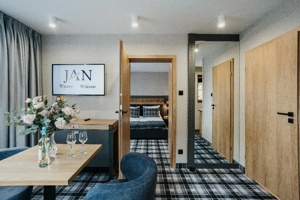 QUADRUPLE TWO BEDROOMS ONE BATHROOM Room, Apartamenty Jan, Krakow