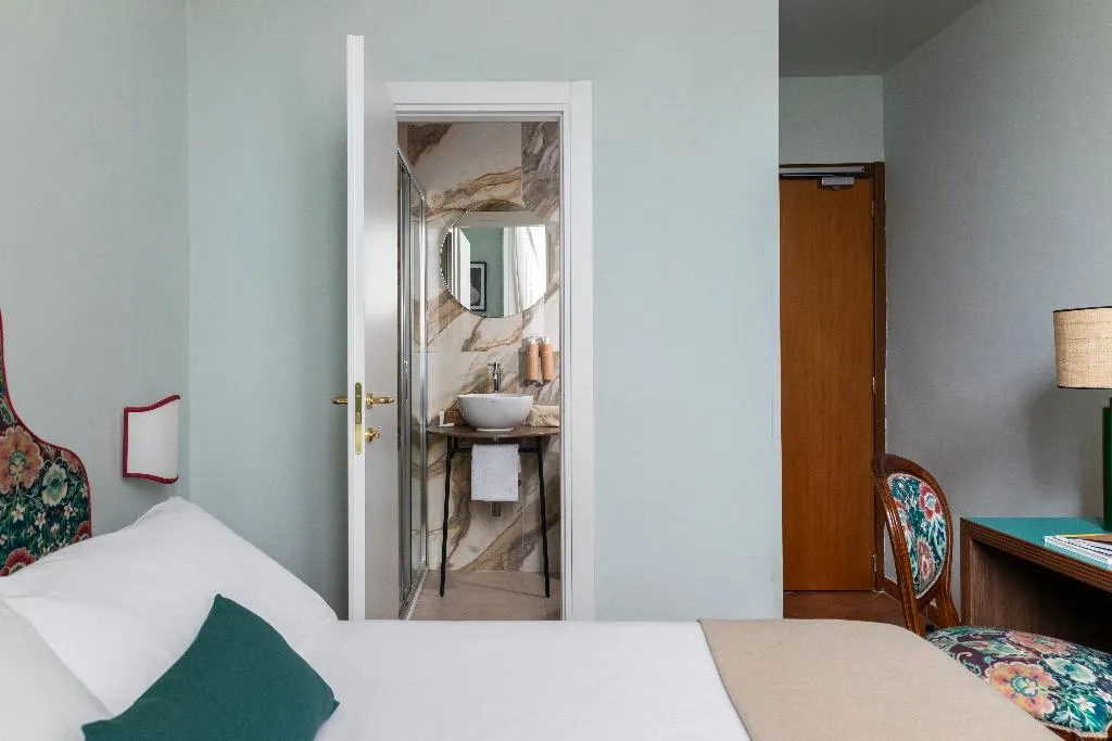 DOUBLE BASIC Room, Galileo, Florence