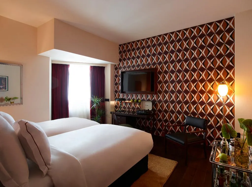 Double or Twin CLASSIC Room, Brown Acropol, a member of Brown Hotels, Athens