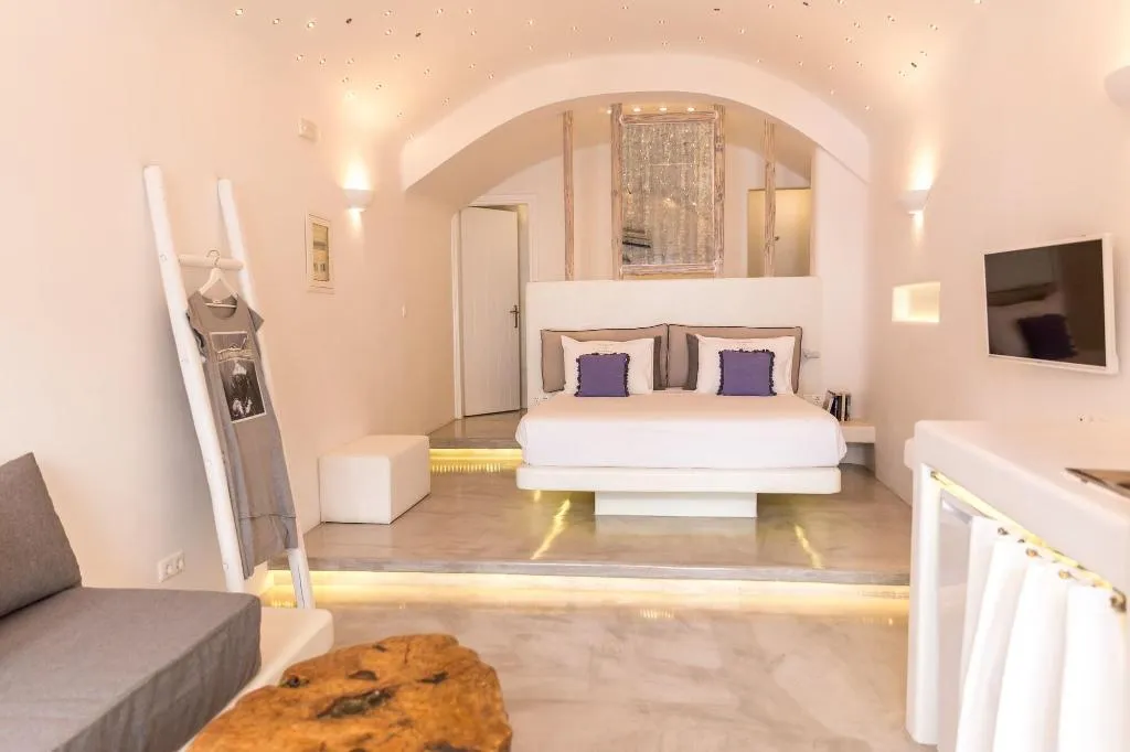 Room, Flaskos Suites, Mykonos