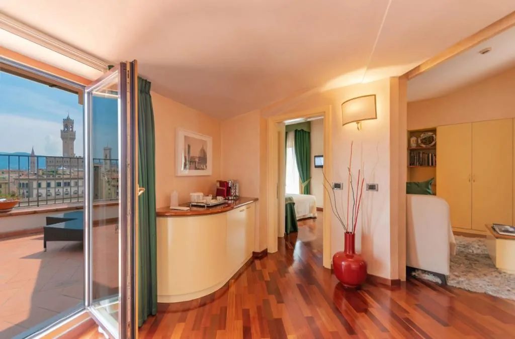 SUITE STANDARD Room, B&B Hotel Firenze Pitti Palace al Ponte Vecchio, Florence
