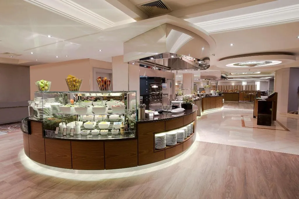 Restaurant, Hilton Prague Atrium, Prague