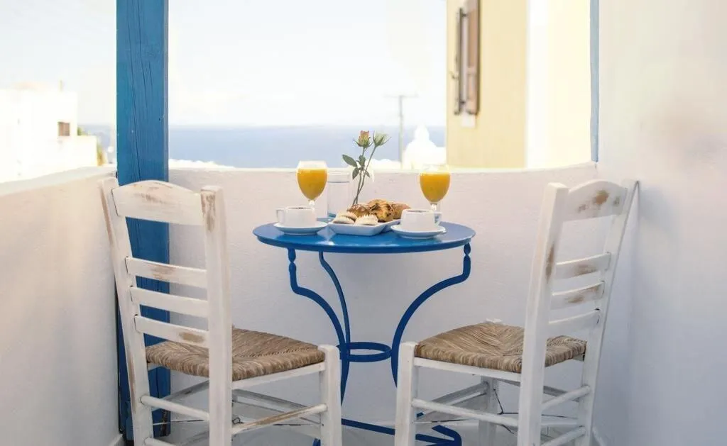 Room, Ikaros Hotel, Santorini