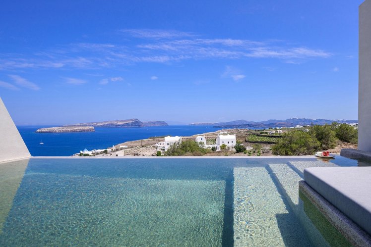 11 11 By Potnia Theron Suites, Santorini