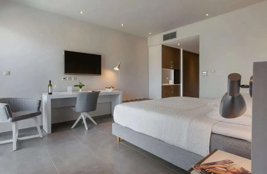 FAMILY ROOM SEA VIEW TWO BEDROOMS Room, Kassandra Bay Resort, Suites & SPA, Skiathos