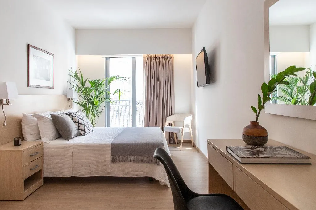 FAMILY ROOM CITY VIEW Room, Gallery Suites &  Residences Piraeus, Athens