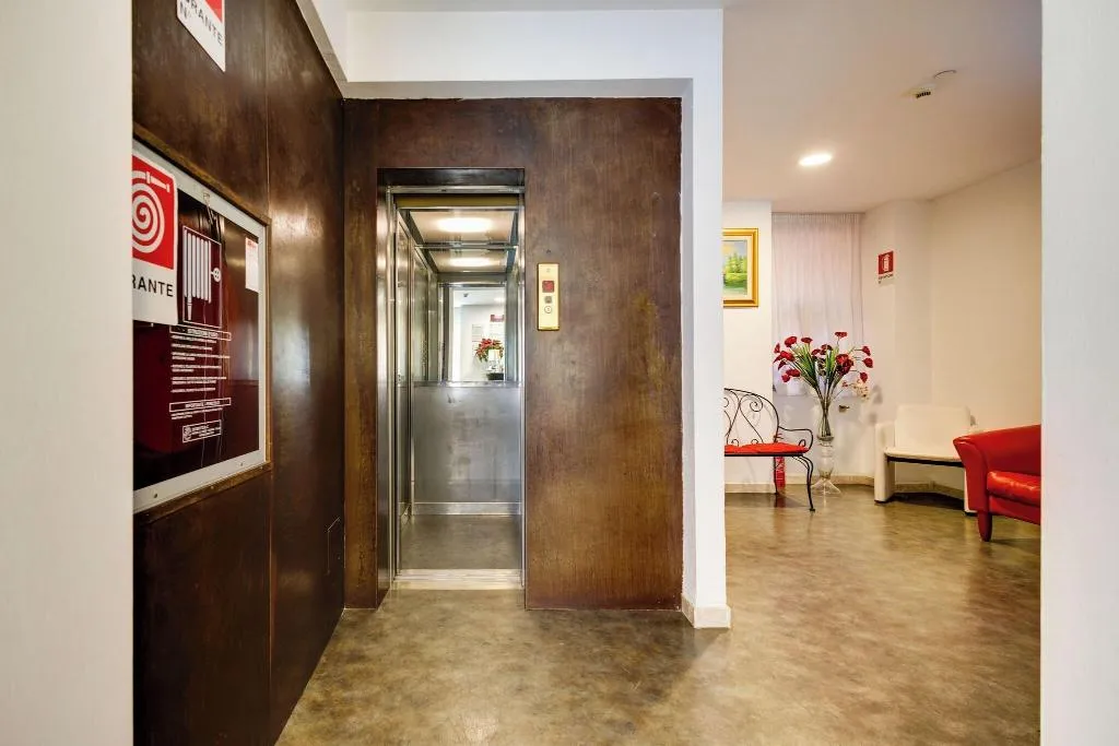 Lobby, Hotel Terminal, Rome