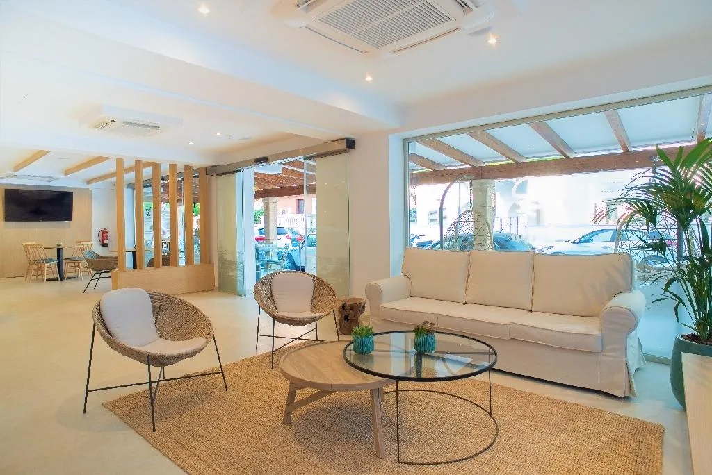 Lobby, Seasun Aniram, Majorca