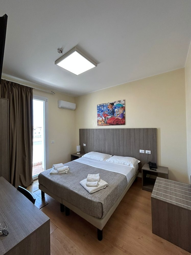 55 Aira Hotel, Palermo