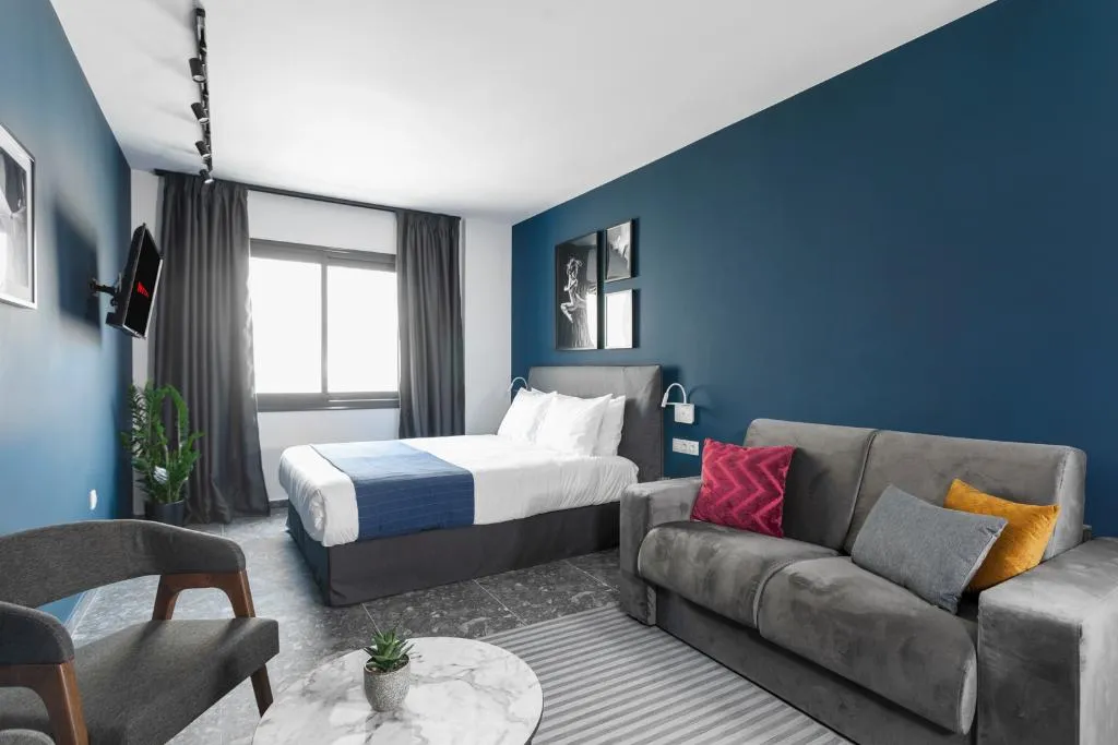 JUNIOR SUITE STANDARD Room, Play Theatrou, a member of Brown Hotels, Athens