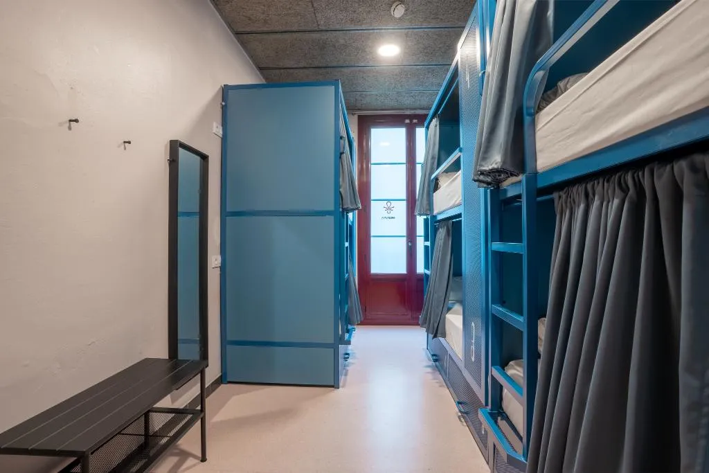 Bed in dormitory CAPACITY 6 Room, Malacuna Barcelona, Barcelona