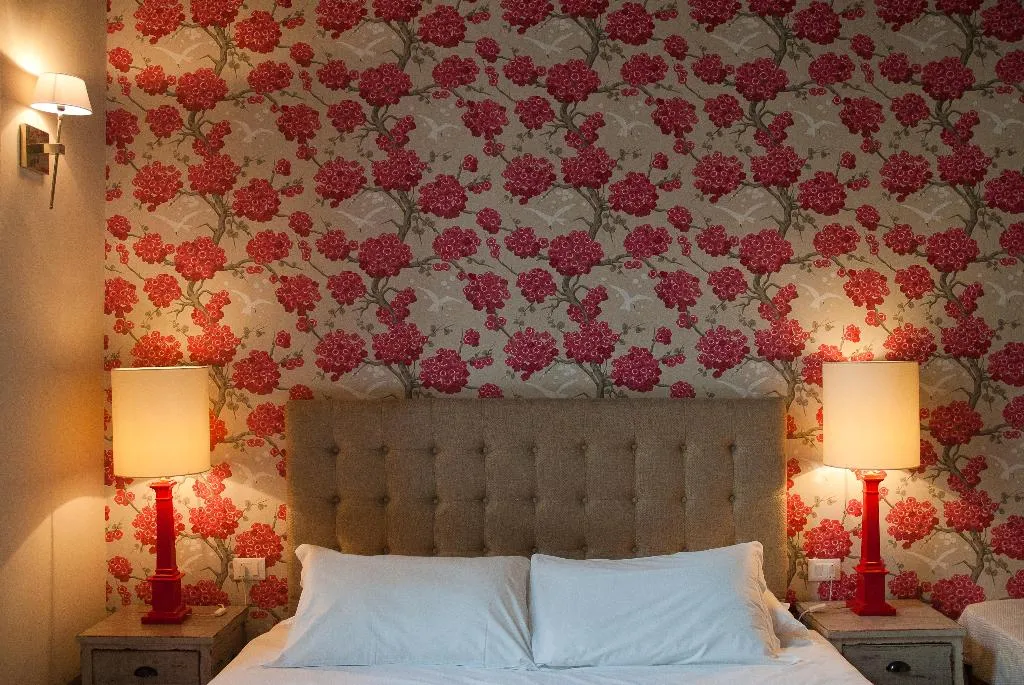 DOUBLE STANDARD Room, Black 5 Florence Suite, Florence
