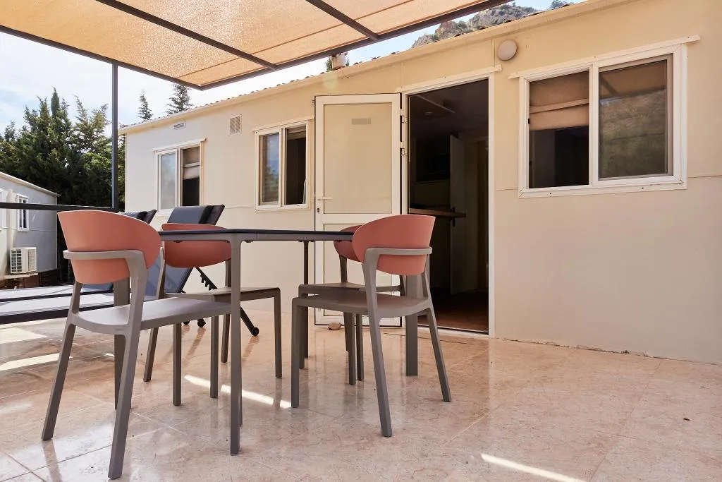 BUNGALOW THREE BEDROOMS ONE BATHROOM Room, Camping El Portus, Costa Blanca