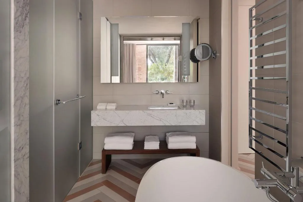 DOUBLE DELUXE WITH TERRACE Room, JW Venice, Venice