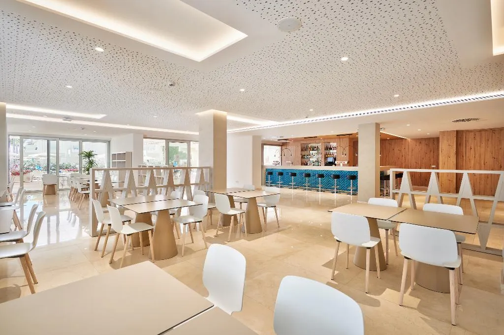 Bar, Hipotels Mediterraneo Club, Majorca