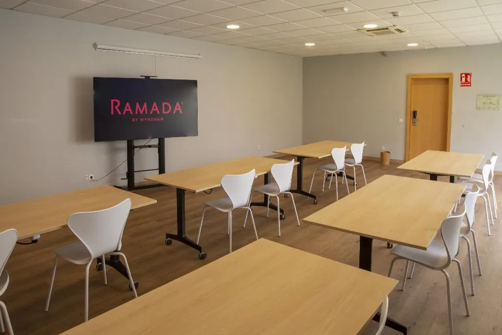 Conferences, Ramada by Wyndham Madrid Getafe, Madrid