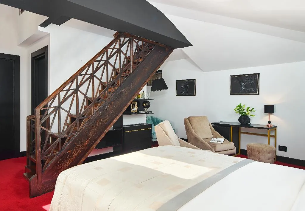 SUITE WITH TERRACE Room, Palace Divnic by Armerun Heritage Hotel, Split