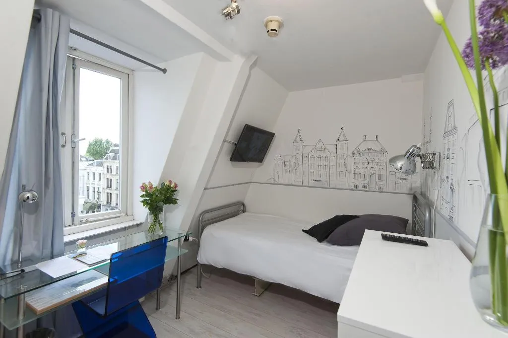 SINGLE STANDARD Room, Hotel Rembrandt, Amsterdam