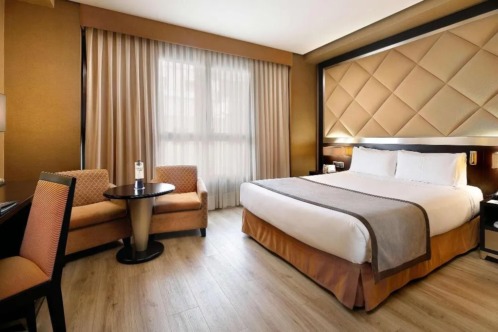 DOUBLE STANDARD Room, Hcc St. Moritz, Barcelona