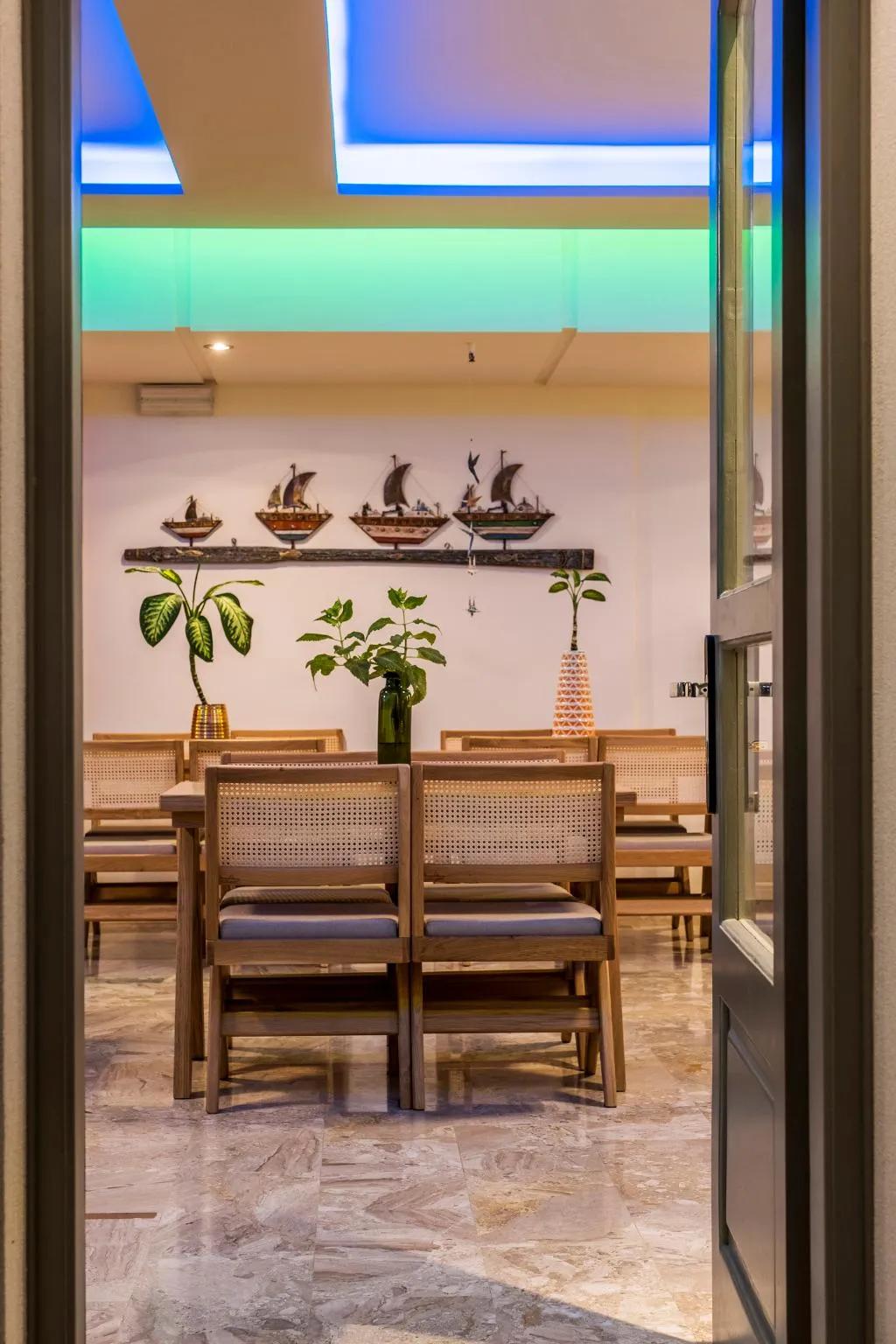 Restaurant, Aris, Crete