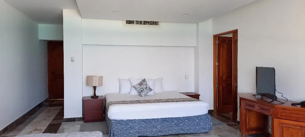 SUITE WITH PRIVATE POOL Room, Casa Turquesa, Cancun Area