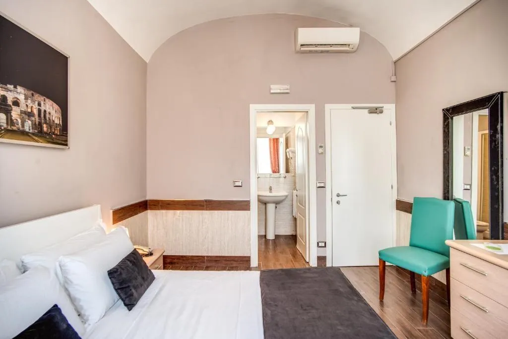 DOUBLE STANDARD Room, San Valentino, Rome