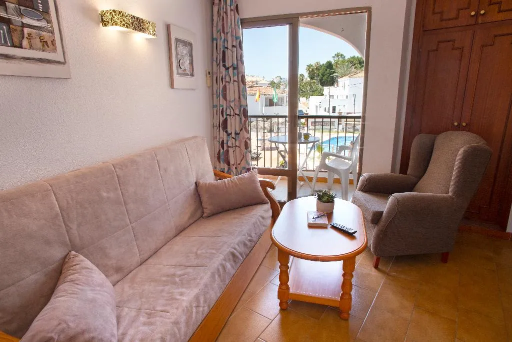 APARTMENT CAPACITY 4 ONE BEDROOM Room, La Baranda, Costa Del Sol