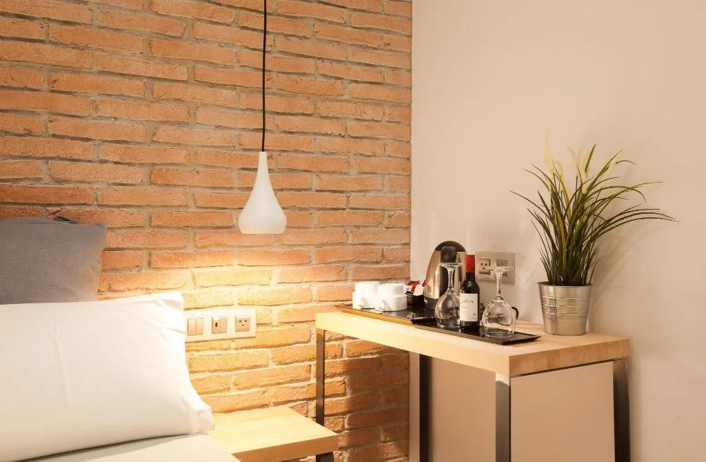 General view, Hostal Fernando, Barcelona