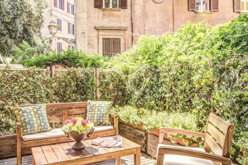 Terrace, Tree Charme Trilussa, Rome