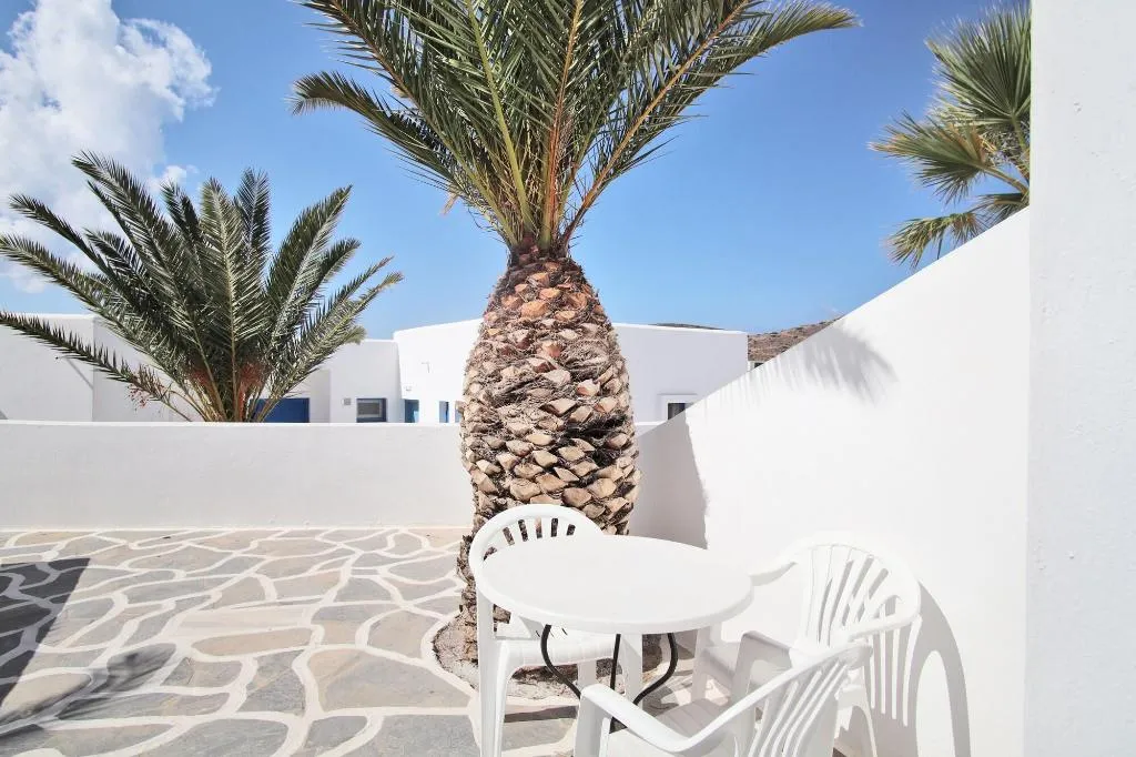 Room, Kritikakis Village Apartments, Santorini