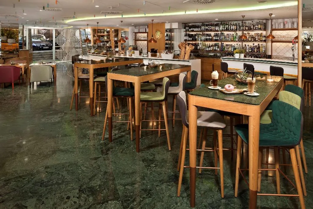 Restaurant, Melia Barcelona Sarria, Barcelona