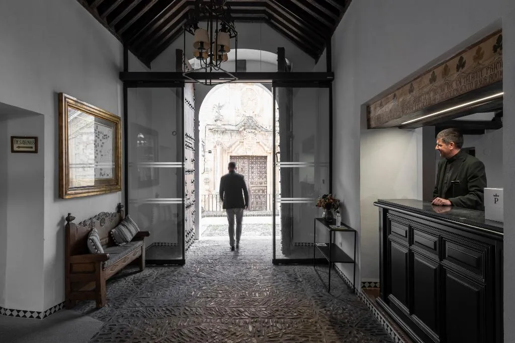 Lobby, Parador de Guadalupe, Madrid