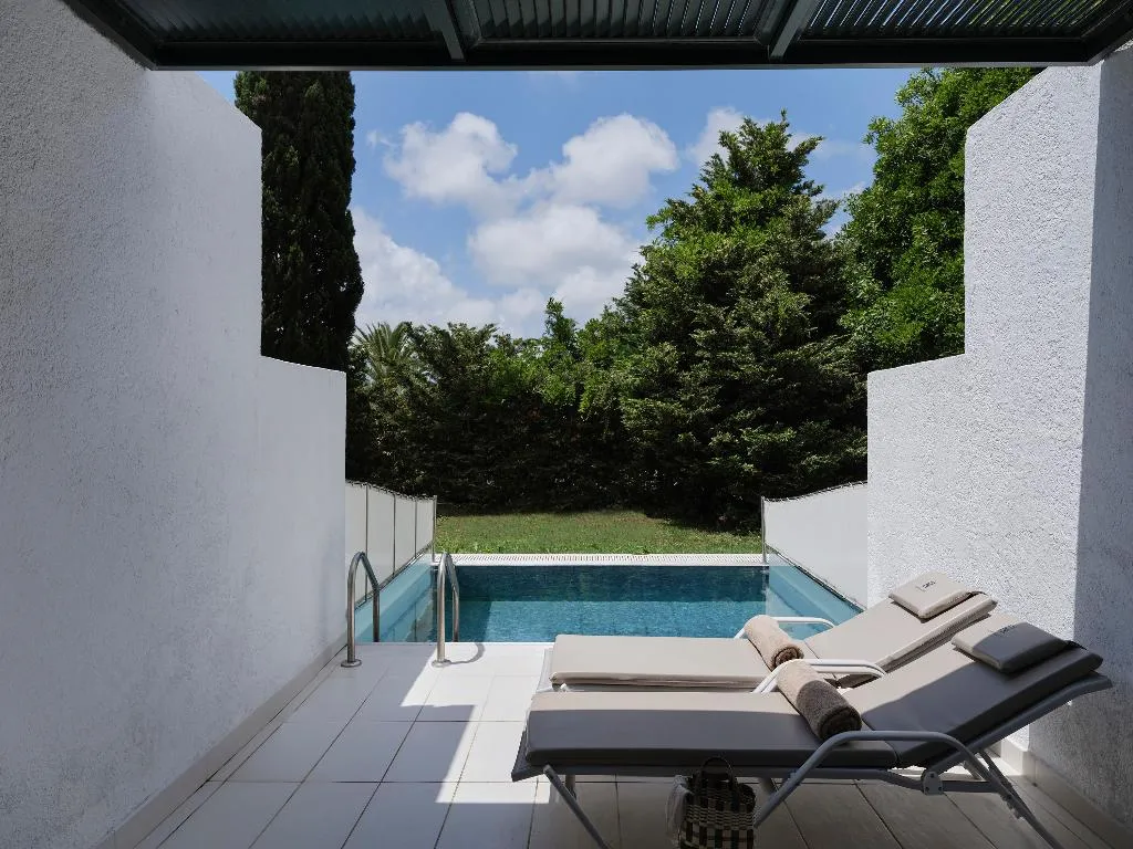 DOUBLE WITH PRIVATE POOL Room, Kontokali Bay Resort & Spa, Corfu