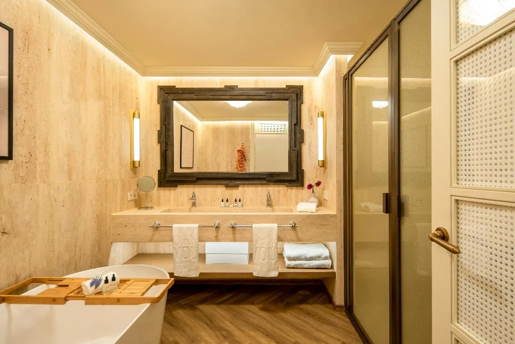 JUNIOR SUITE ONE BED Room, Only YOU Hotel Sevilla, Seville