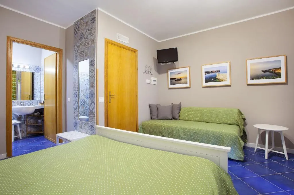 Room, TerraSole Bakery B&B, Palermo