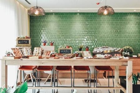 The Pearl Troia, Lisbon