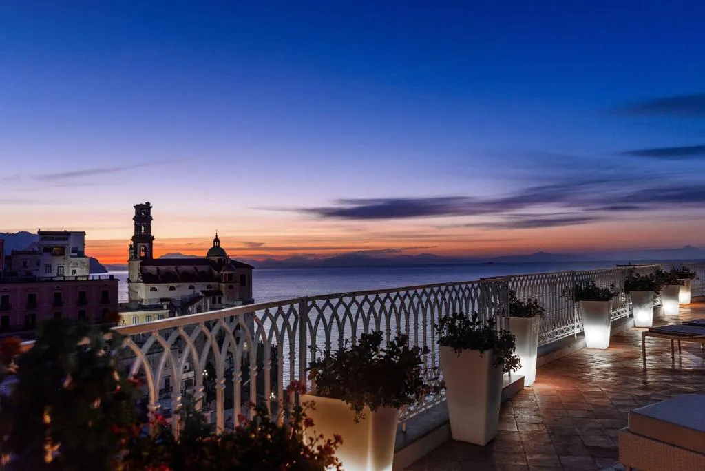 General view, Palazzo Ferraioli, Naples