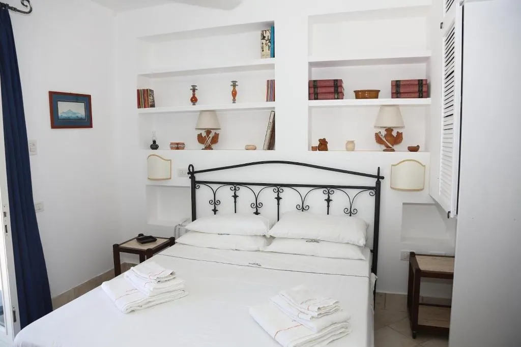 Room, Casa Orrico - Blue Grotto, Naples