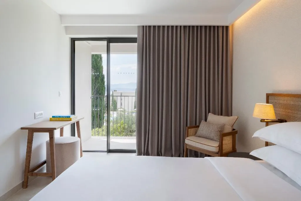 DOUBLE WITH BALCONY Room, Bluesun Holiday Village Bonaca, Split