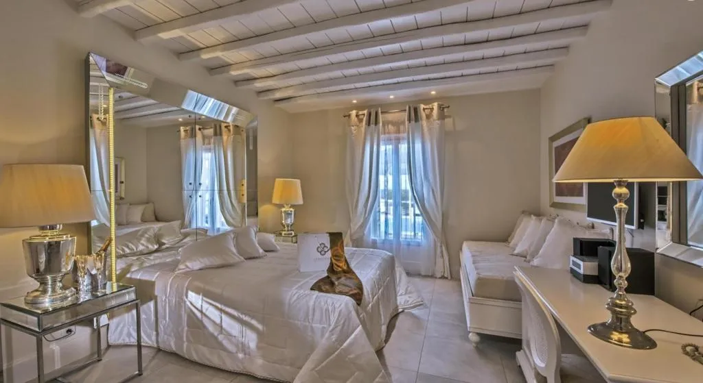 SUITE SEA VIEW TWO BEDROOMS Room, La Residence, Mykonos