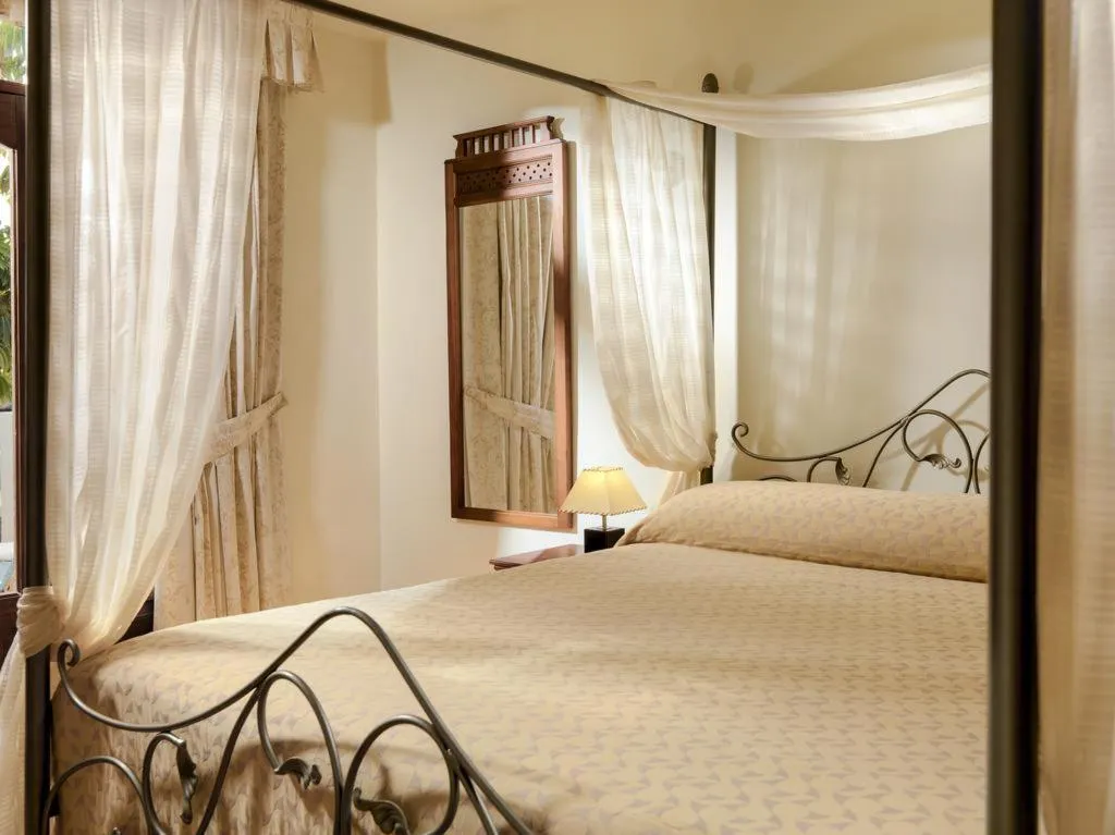 APARTMENT CAPACITY 4 TWO BEDROOMS Room, The Regency Country Club, Tenerife