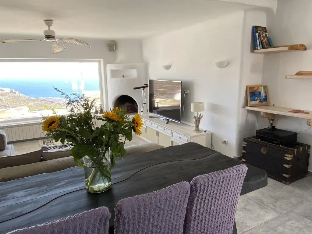 Room, Flaskos Suites, Mykonos