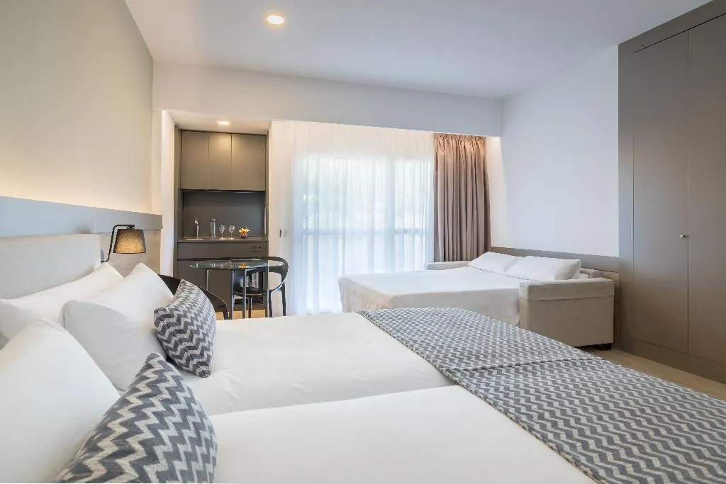 TRIPLE SUPERIOR Room, Occidental Puerto Banús, Costa Del Sol