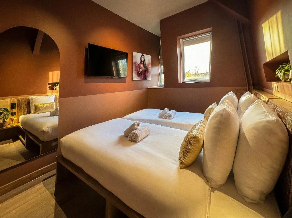 TWIN BASIC Room, De Pijp Boutique Hotel, Amsterdam