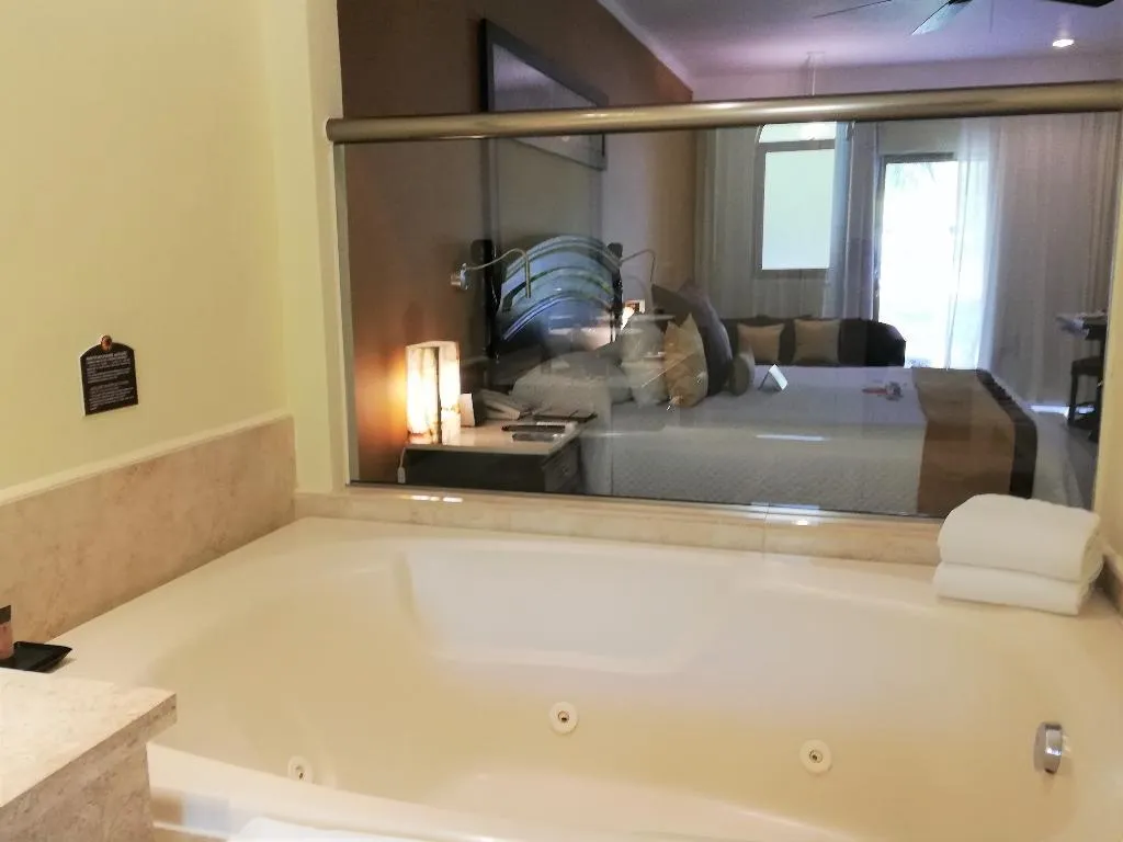 JUNIOR SUITE BEACH FRONT Room, El Dorado Royale Spa Resort - All Inclusive, Cancun Area